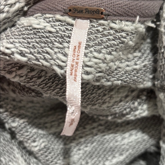 Free People Textured Gray and Cream Oversized Cardigan - Picture 7 of 9